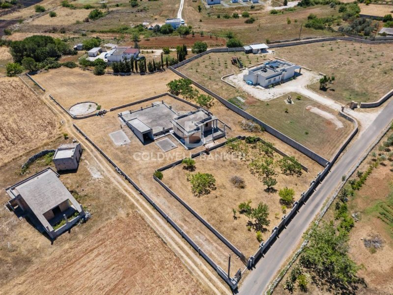 Commercial property in Spongano