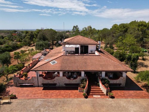 Casa de campo en Grottaglie