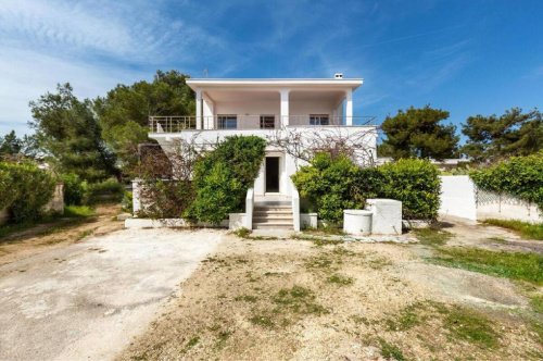 Villa en Maruggio