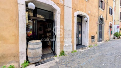 Bedrijfspand in Rome