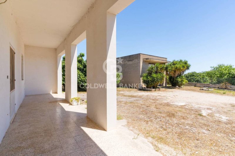 Moradia em Brindisi