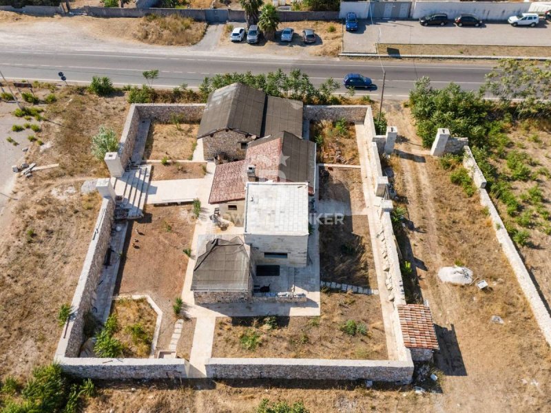 Villa in Martano