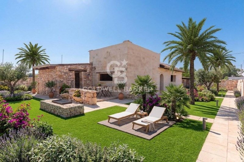 Villa in Martano