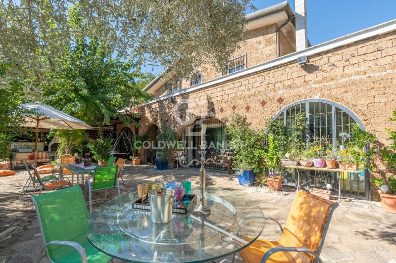 Villa à San Gregorio da Sassola