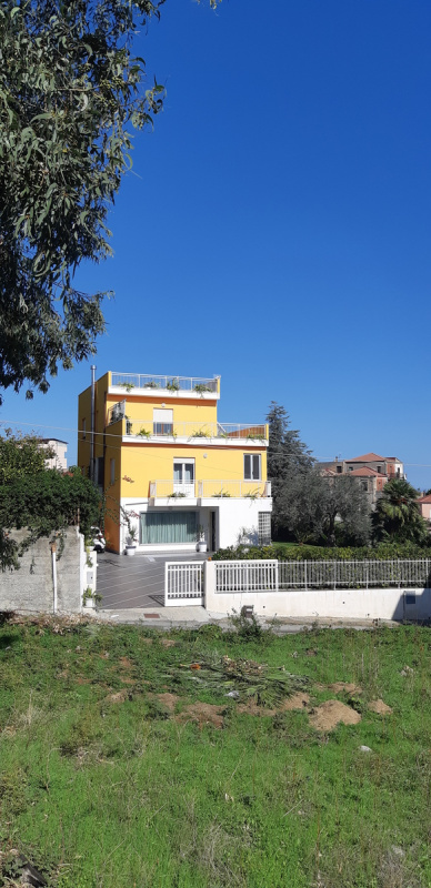 Detached house in Bianco