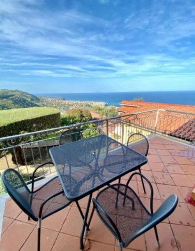 Apartamento en Parghelia