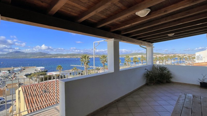 Apartamento em Golfo Aranci