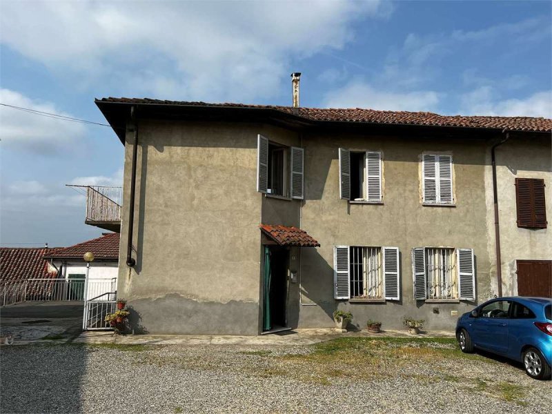House in Cossombrato