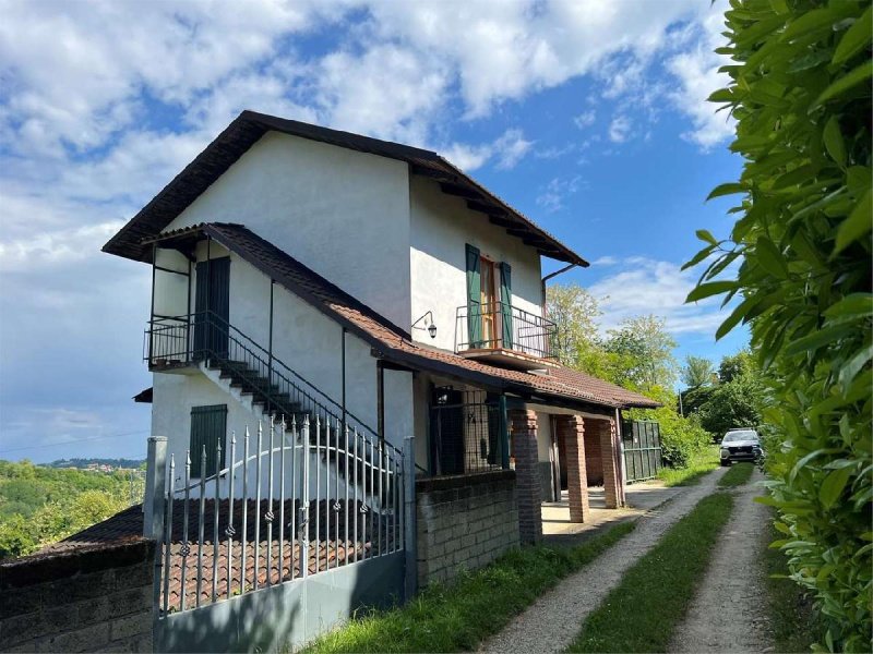 Vrijstaande woning in Camerano Casasco