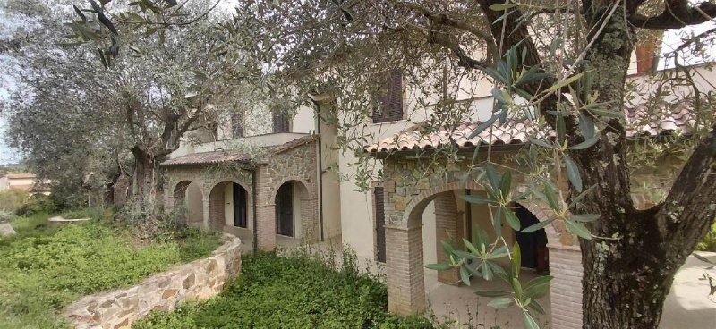 Apartamento independente em Manciano