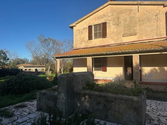 Farmhouse in Orbetello