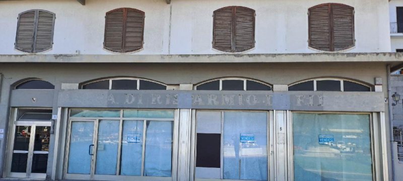 Edifício comercial em Monte Argentario