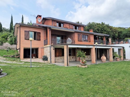 Villa in Perugia