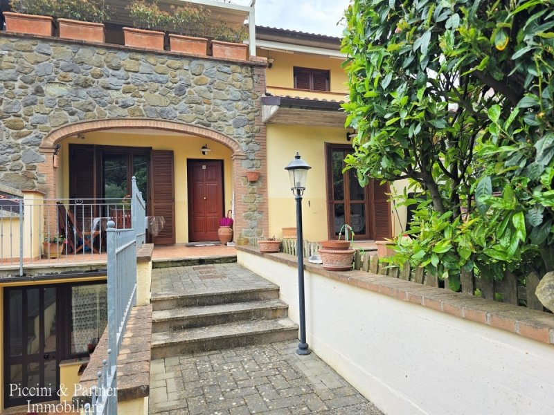Maison jumelée à Tuoro sul Trasimeno