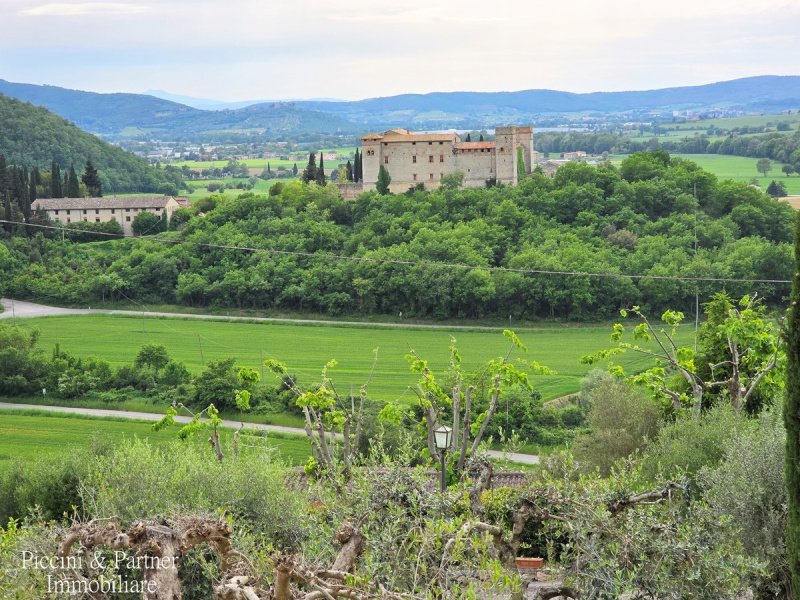 Historiskt hus i Corciano