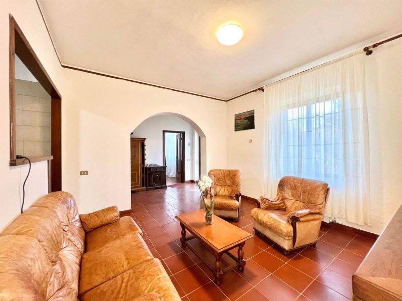 Fristående lägenhet i La Spezia
