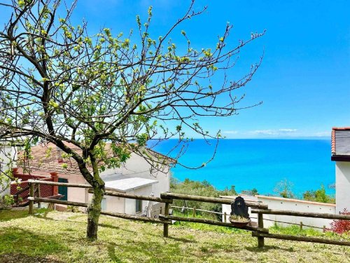 Parhus i Vernazza