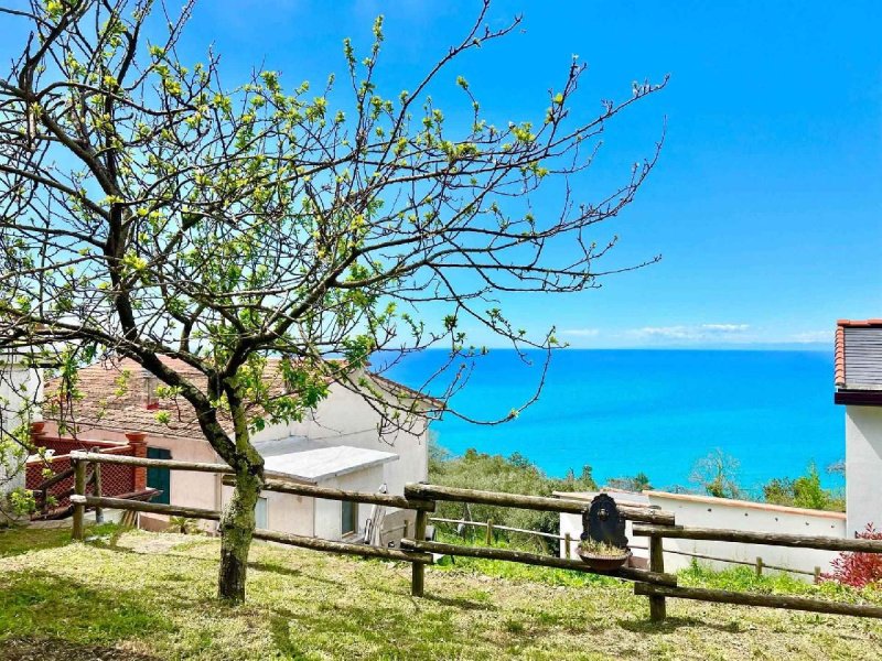 Semi-detached house in Vernazza