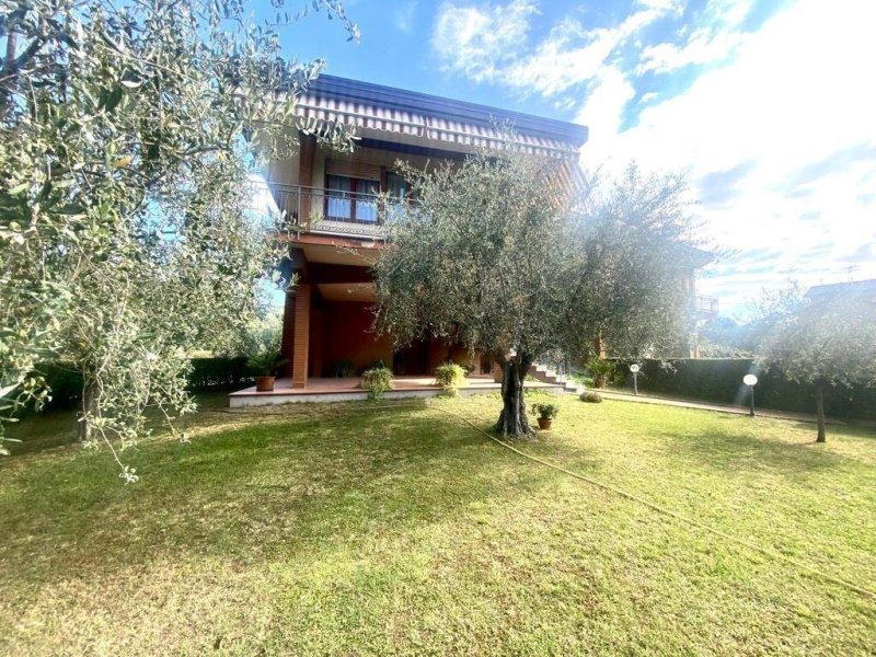 Villa in Sarzana