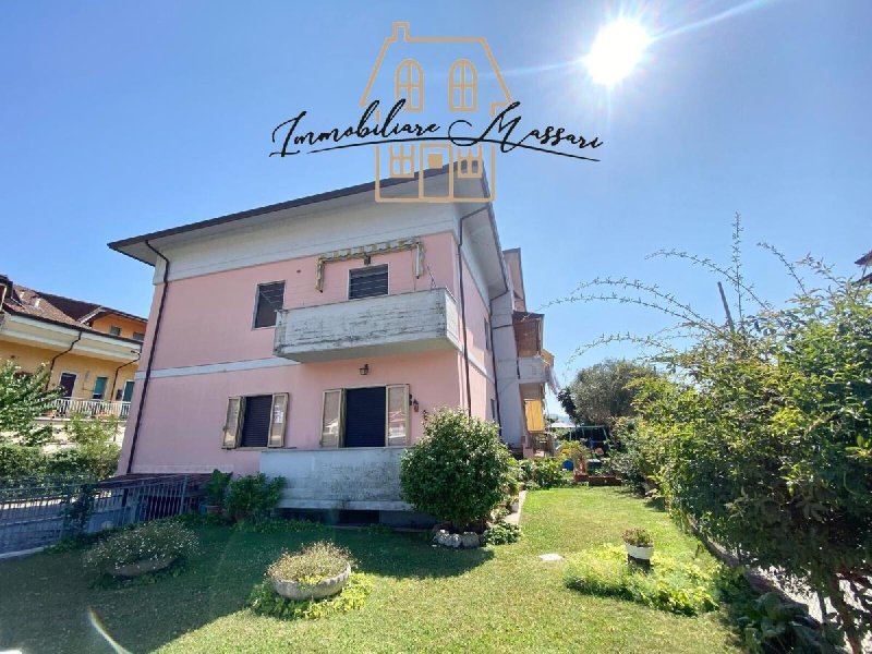 奥尔托诺沃公寓