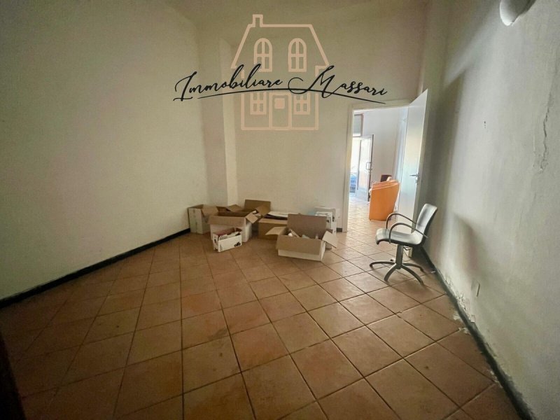 Edifício comercial em La Spezia