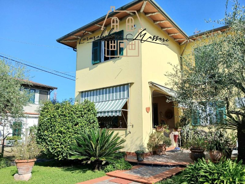 奥尔托诺沃公寓