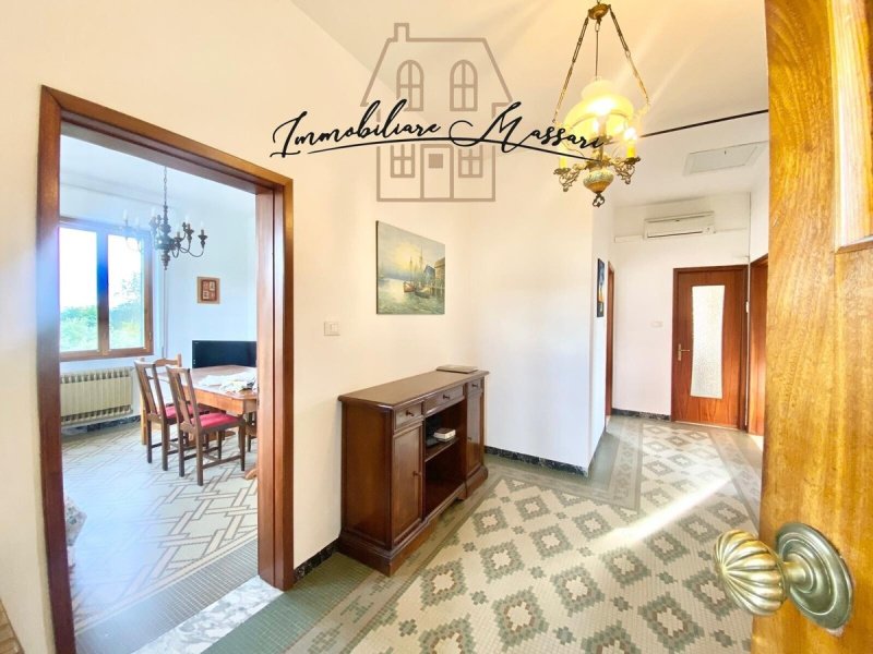 Apartamento em Santo Stefano di Magra