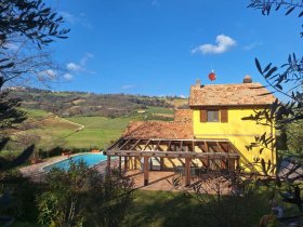 Huis op het platteland in San Lorenzo in Campo