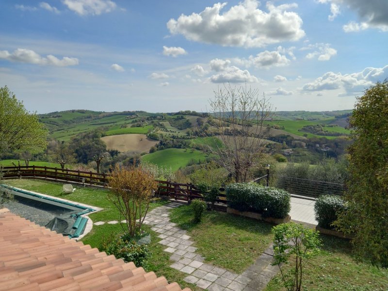 Casa de campo en Terre Roveresche