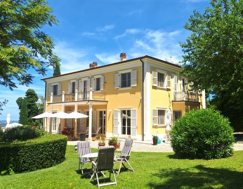 Villa in Fossombrone