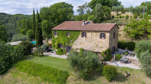 Klein huisje op het platteland in Perugia