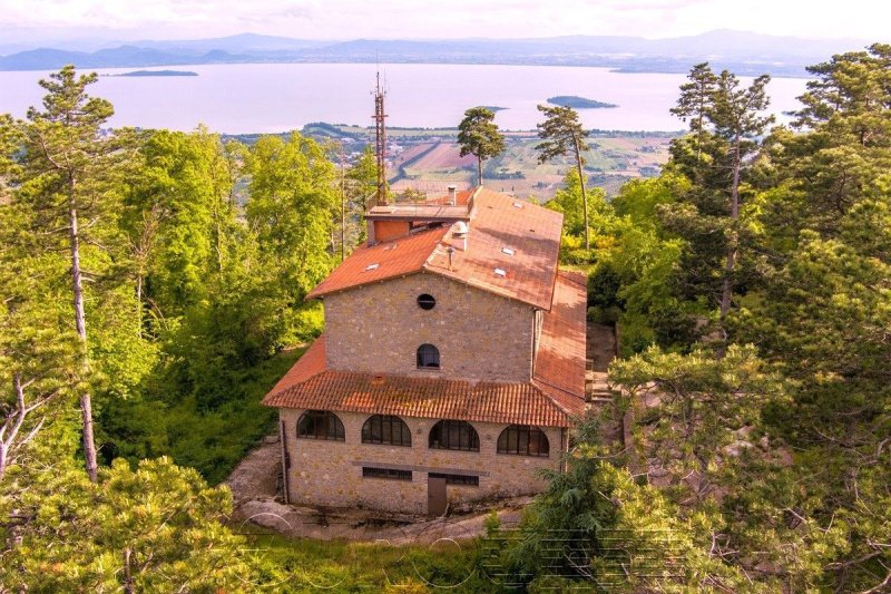 利夏诺尼科内农舍