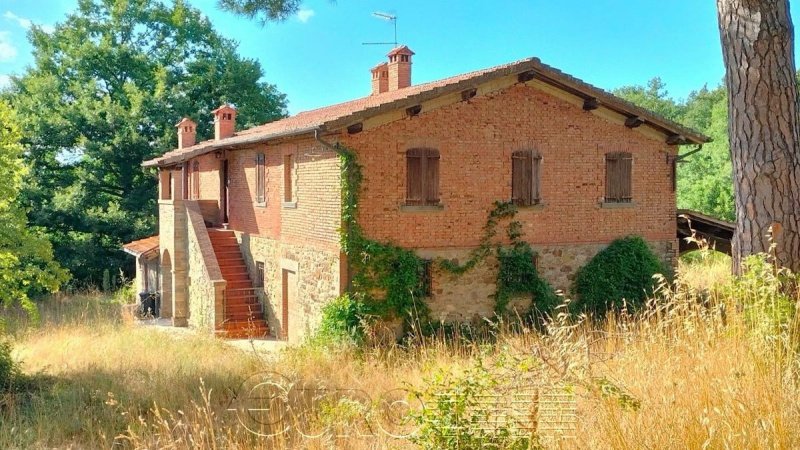 Farmhouse in Passignano sul Trasimeno