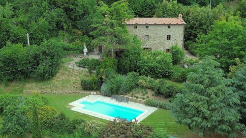 Отдельно стоящий дом в Cortona