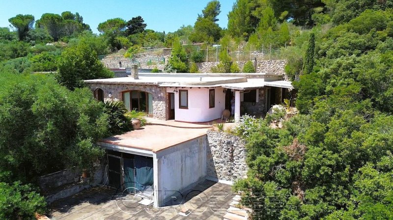 Villa a Porto Santo Stefano