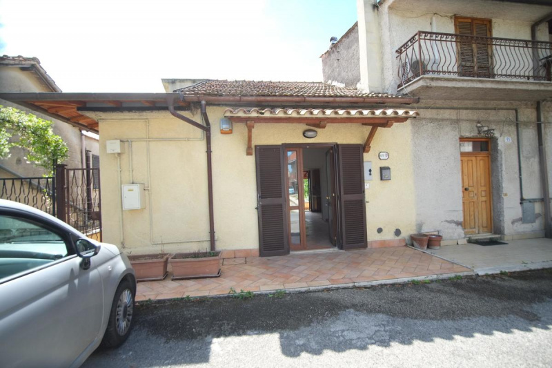 Terraced house in Poggio Nativo