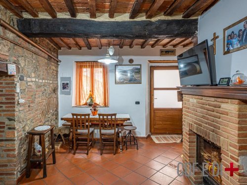 Self-contained apartment in Roccastrada