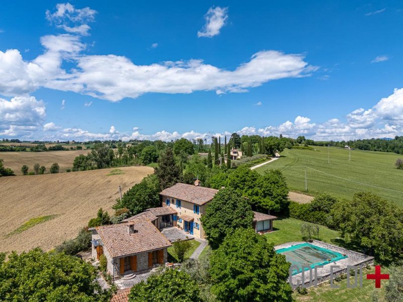 Solar em Montecastrilli