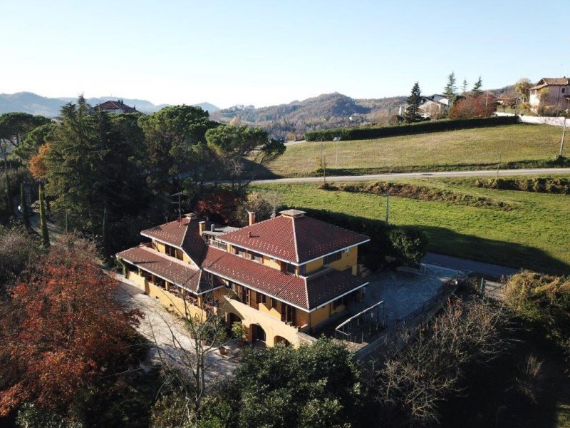 Huis in Mombello Monferrato
