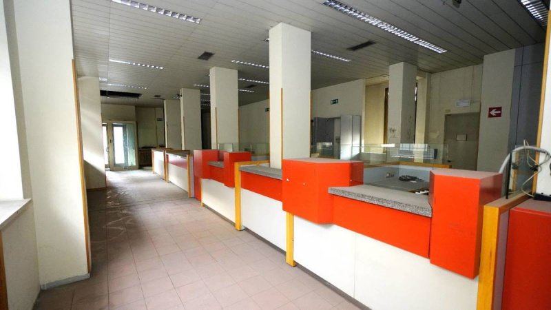 Edifício comercial em Turim