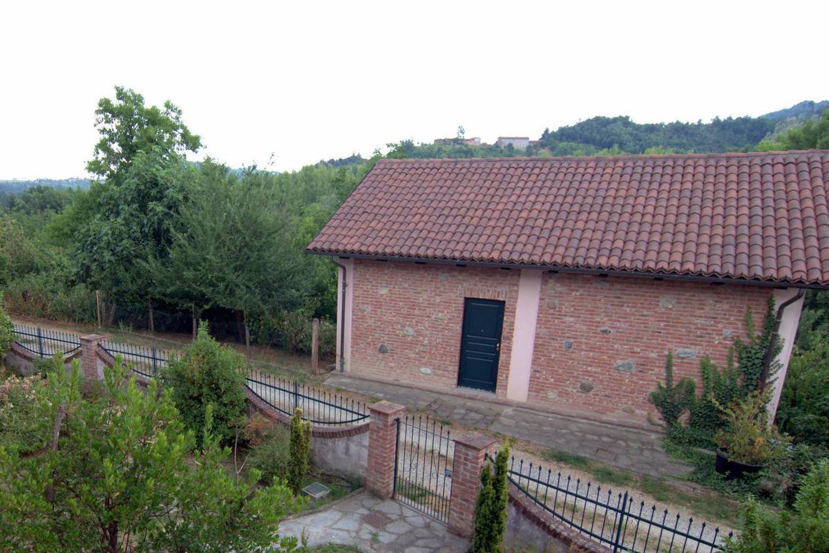 1 bedroom country house, 160 m² Albugnano, Asti (province) Montferrat photo 5