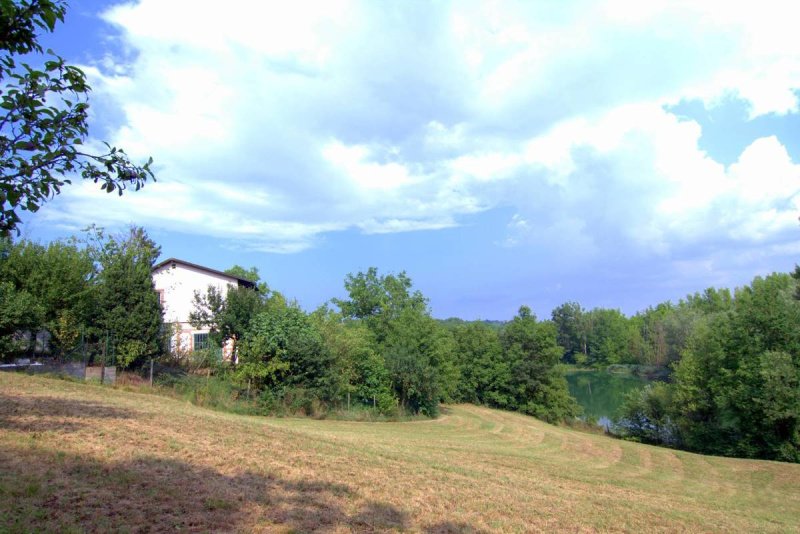 Casa di campagna a Albugnano