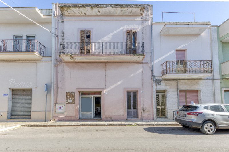 Casa indipendente a Salve
