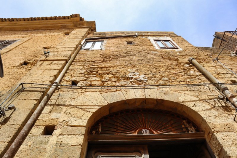 Historisch appartement in Naro