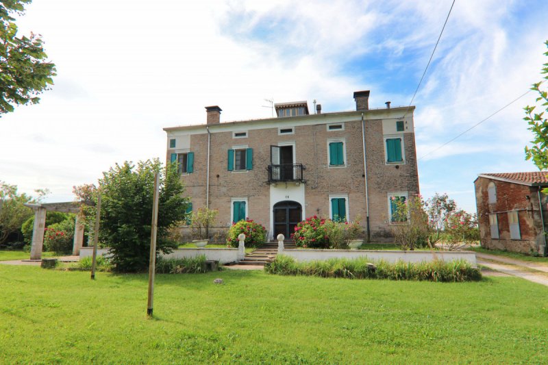 Country house in Gonzaga