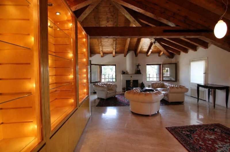 Loft/Penthouse in Bassano del Grappa