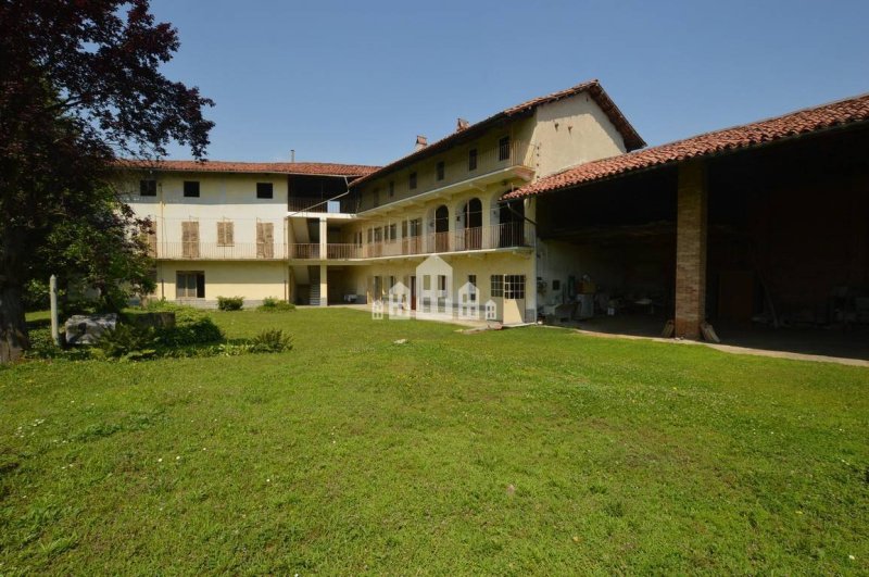 Einfamilienhaus in Romano Canavese