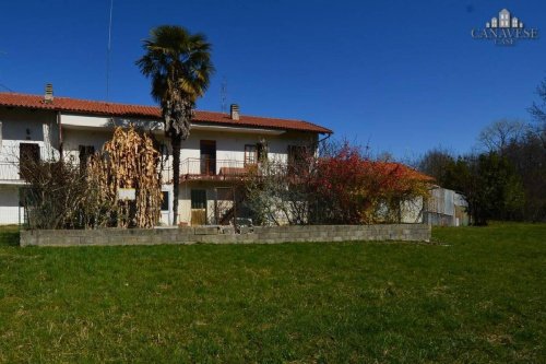 Detached house in Torre Canavese