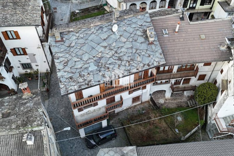 Detached house in Valchiusa