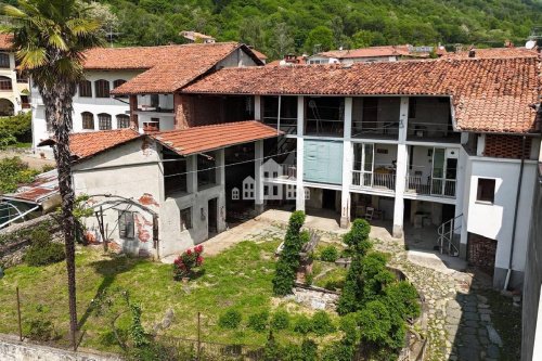 Detached house in Loranzè